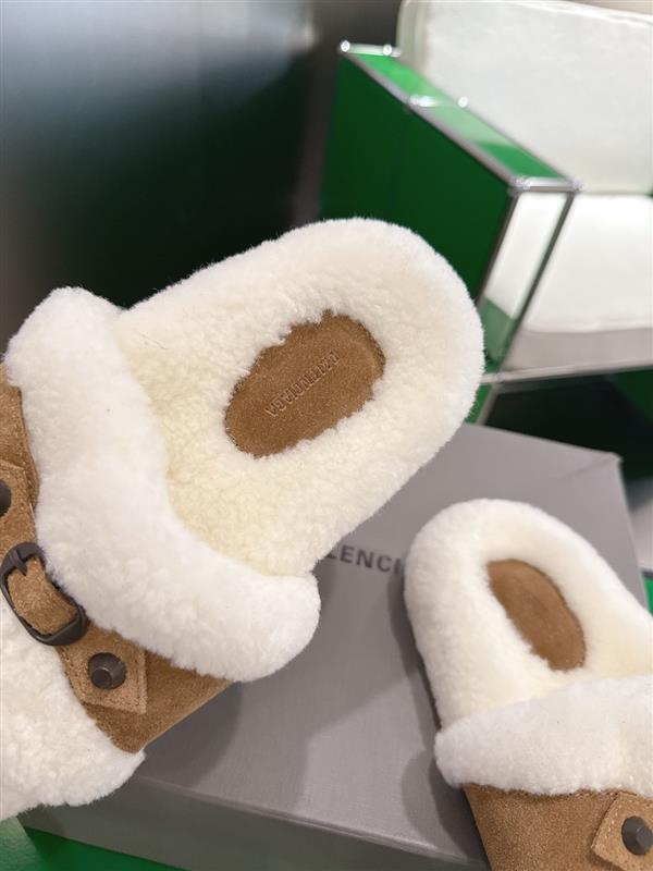 2025112818446995 250